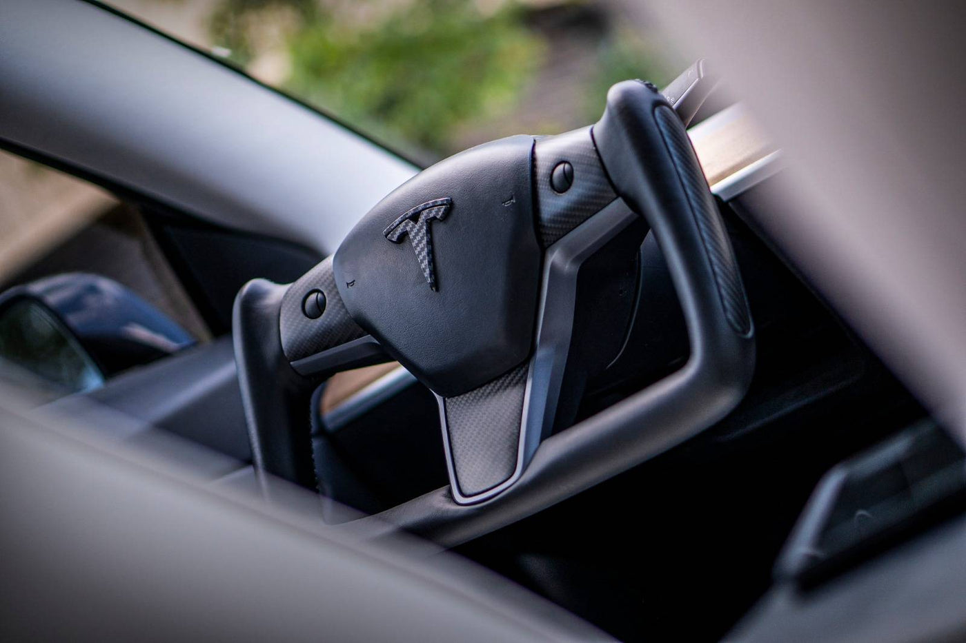 How to order your Tesla custom bespoke carbon fiber steering