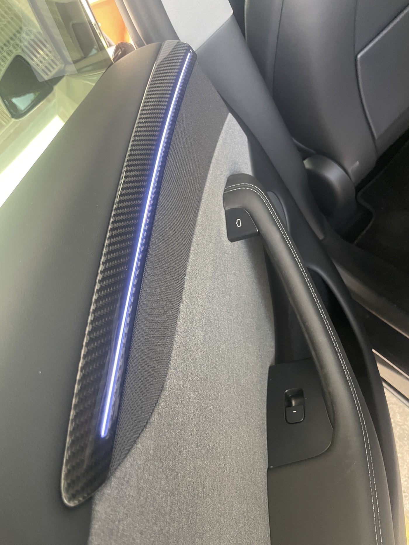 Real Molded Gloss Carbon Fiber Door Panel Overlay Covers 4Pcs for Tesla Model Y Juniper 2025-2026