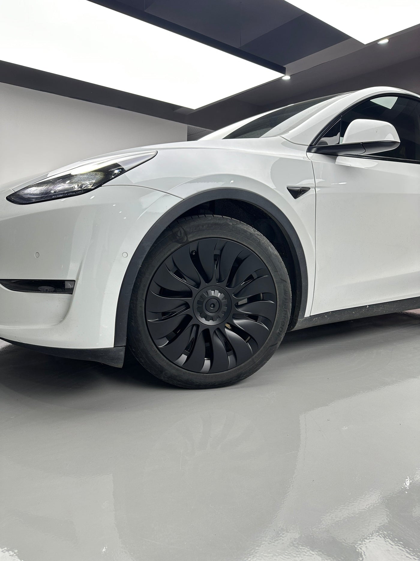 4PCS 19inch Hurricane Whirlwind Performance Full Coverage Wheel Covers For Tesla Model Y 2020-2023 - PimpMyEV