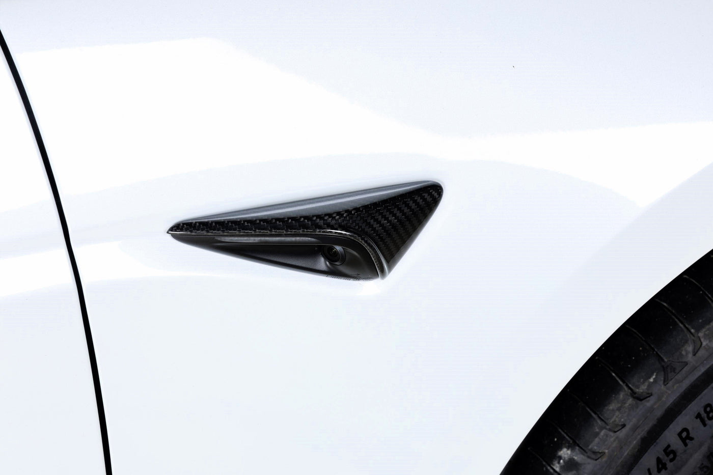 Real Molded Gloss Carbon Fiber Side Marker Turn Signal Overlay Half Covers for Tesla Model 3 2023-2024 Highland - PimpMyEV