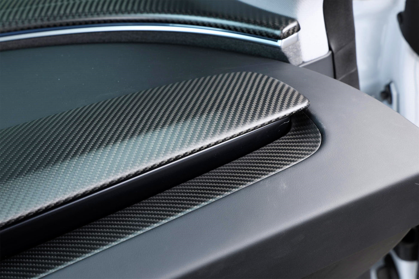 Real Molded Matte Carbon Fiber Dashboard Air Vent Bottom Overlay For Tesla Model 3 2023-2024 Highland - PimpMyEV