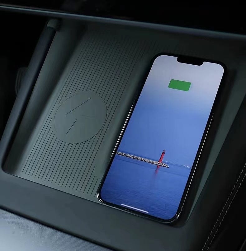 Anti-slip Silicon Wireless Charging Pad For Tesla Model 3 2023-2024 Highland - PimpMyEV