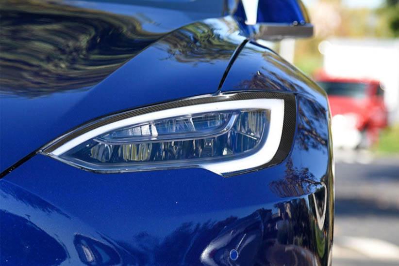 2PCs Genuine Carbon Fiber Headlamp Trims for Model S (Gloss) - PimpMyEV