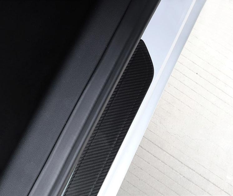 4 STÜCKE Echte glänzend geschmiedete Carbon-Faser-Einstiegsleisten- Verschleißplatten für Tesla Model Y 2020-2023