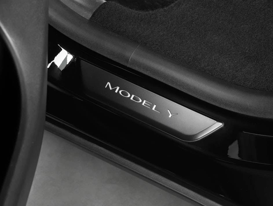 Tesla Model 3 & Y beleuchtete Einstiegsleisten LED mit Sensor #teslamodel3  #teslamodely 